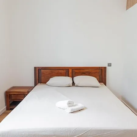 Elegant 2-bedroom Carré D'or 2 Bedrooms *